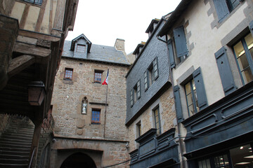 Fototapeta na wymiar medieval houses at mont-saint-michel in normandy (france) 