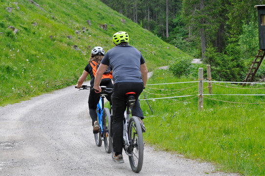 radfahrer im kleinwalsertal