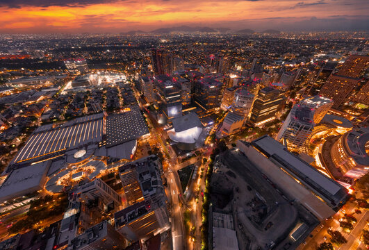 Paisaje Nocturno en la zona de Polanco en la Ciudad de M&eacute;xico