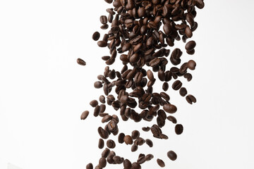 落下するコーヒー豆