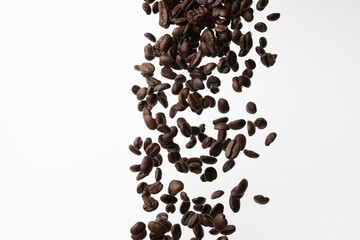 落下するコーヒー豆