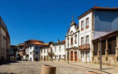 Obraz premium Streets of Mirandela in afternoon. Old streets of Portuguese city under clear sky.