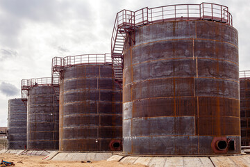 building a large fuel tanks. High quality photo. High quality photo