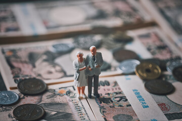 シニア夫婦とお金