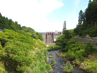 羽布ダムの風景