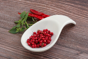 Red pepper seeds in the bowl