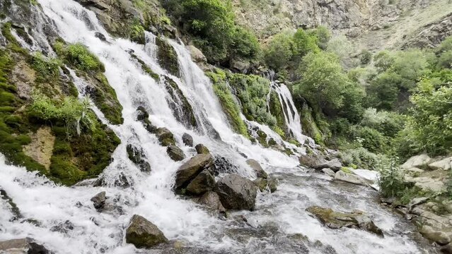 Tomara Waterfall