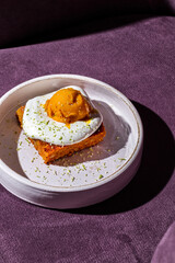 Carrot cake with ice cream