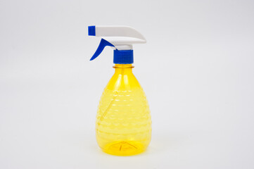 Liquid pulverizer plastic with a yellow container and a white-blue handle.