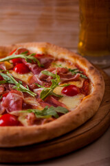 Pizza with prosciutto