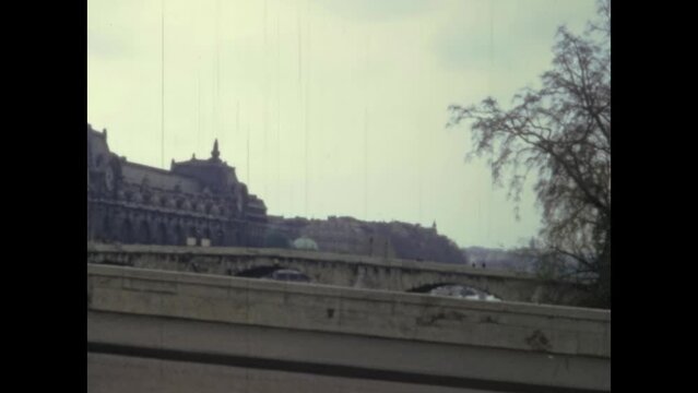 France 1974, Paris city view