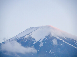 富士山12　山頂の雪