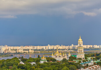 Fototapeta na wymiar The lower part of the Kyiv-Pechersk Lavra