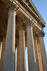 Obraz premium Colonnes du Panthéon à Paris. France