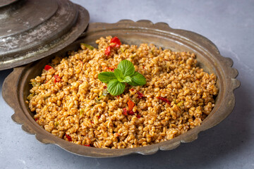 Bulgur pilaf with Siyez wheat and vegetables (Turkish name; siyez bulgur pilavi)