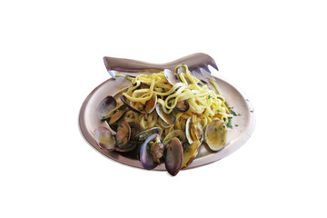 plate of spaghetti with clams-