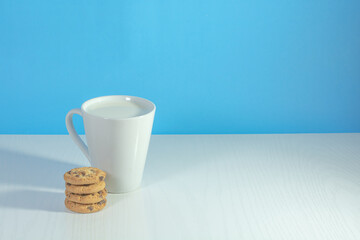 cup of milk and cookies