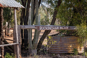 Buckingham Palace Hand Painted Humorous Sign Outback Australia - obrazy, fototapety, plakaty