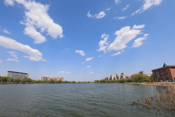 Obraz premium Waterfront City, architectural scenery, North China