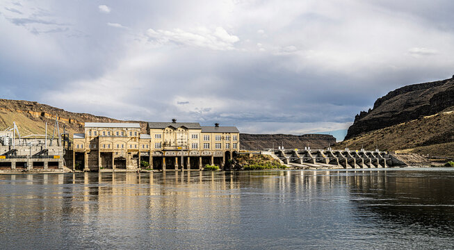 Swan Falls Dam, concrete gravity type hydroelectric dam on the Snake River,  Near Murphy, Idaho. Built in 1901.  It is oldest  Dam on the Snake River.