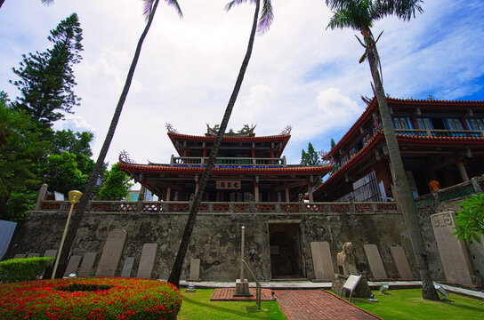 Chikanlou(Tower) is built by the Dutch in 1653. Originally called Provintia. "The sunset in Chikanlou " was one of the eight famous scenic spots in Taiwan.