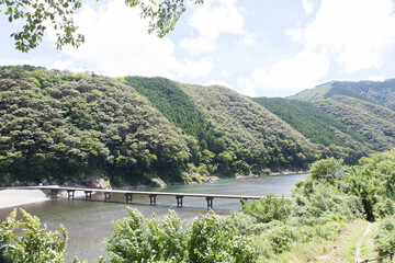 Subsidence bridge