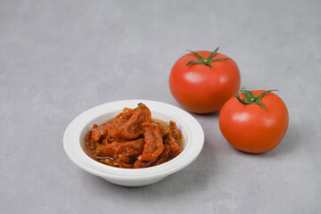 선드라이드 토마토
