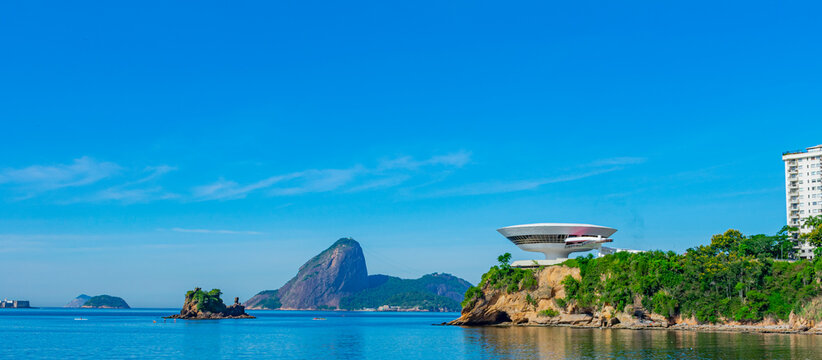 The Museum of Contemporary Art is a project by brazilian architect Oscar Niemeyer, in Niterói - Rio de Janeiro, Brazil