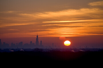 Ciryscape of Chicago downtown on sunset. Colored sky