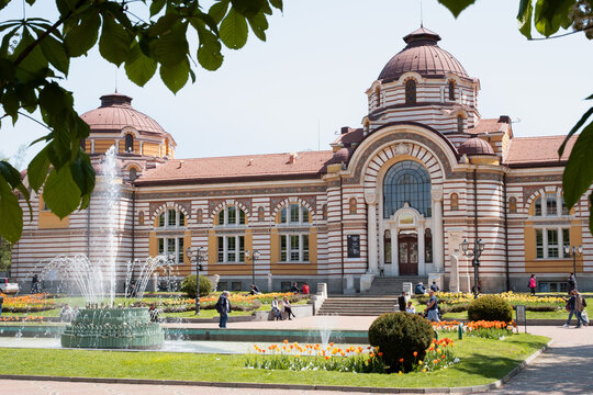 Fototapeta Public central baths, washhouse,bath house , historic building in Sofia, capital of Bulgaria in summer, beautiful view at fountain