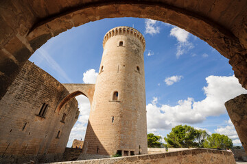 Fototapeta na wymiar Castillo de Bellver -siglo.XIV-, Palma de mallorca. Mallorca. Islas Baleares. España.