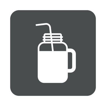 Mason jar icon. Logo smoothie bar. Ilustración con silueta de jarra y pajita para beber en cuadrado de color gris