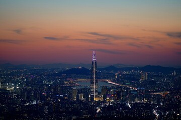 남한산성 뷰, 롯데월드타워