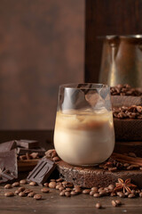 Cream and coffee cocktail in glasses with ice.
