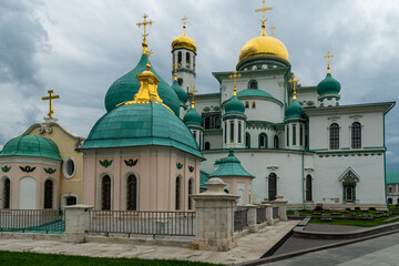 Fototapeta na wymiar New Jerusalem Monastery in the city of Istra, Moscow Region, Russia