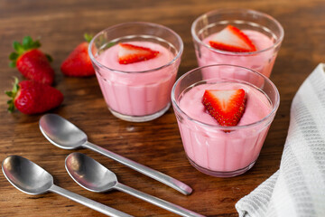 Homemade Strawberry Yogurt
