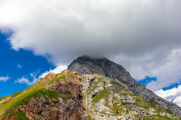 Unterwegs auf der höchsten Straße Sloweniens zum Magart Gipfel - Slowenien - Italien