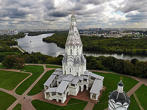 Ascension Christi church. Park-museum Kolomenskoye in Moscow, Russia. Years of construction 1528—1530