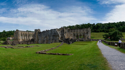 Fototapeta na wymiar panorama view of the historic Rievaulx Abbey ruins in North Yorkshire