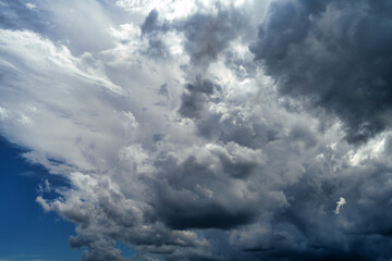 l'orage approche