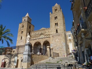 Fototapeta premium Sicily: the Arab-Norman Cathedral of Cefalù