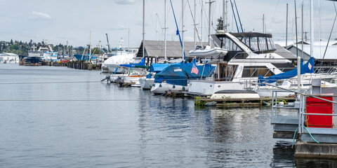 Seattle marina with many fishing and pleasure boats