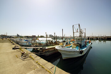 Obraz premium 淡輪漁港 大阪湾