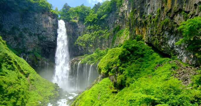 日光　華厳の滝　観瀑台からの眺め　栃木県