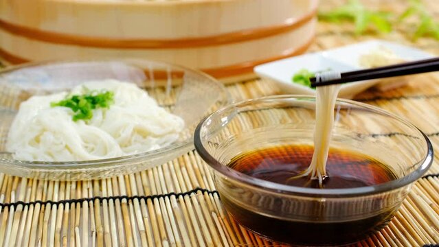 そうめん　素麺