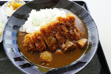 カツカレー　