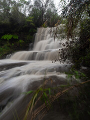 Obraz premium Strong waterfall current after heavy rain.