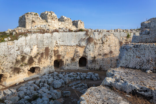Belvedere, Siracusa. Castello Eurialo
Euryelos, Mura dionigiane