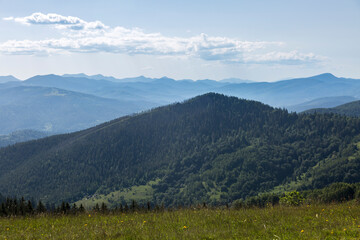 Obraz premium the triangular Kostel mountain in Ukrainian Gorgany, Carpathians