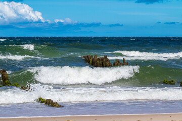 plaża nad polskim morzem bałtyckim